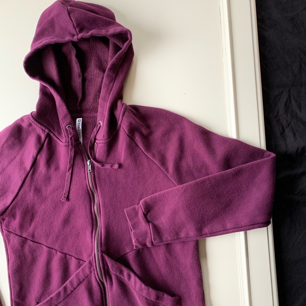 Women’s Fabletics zip up hoodie Xsmall